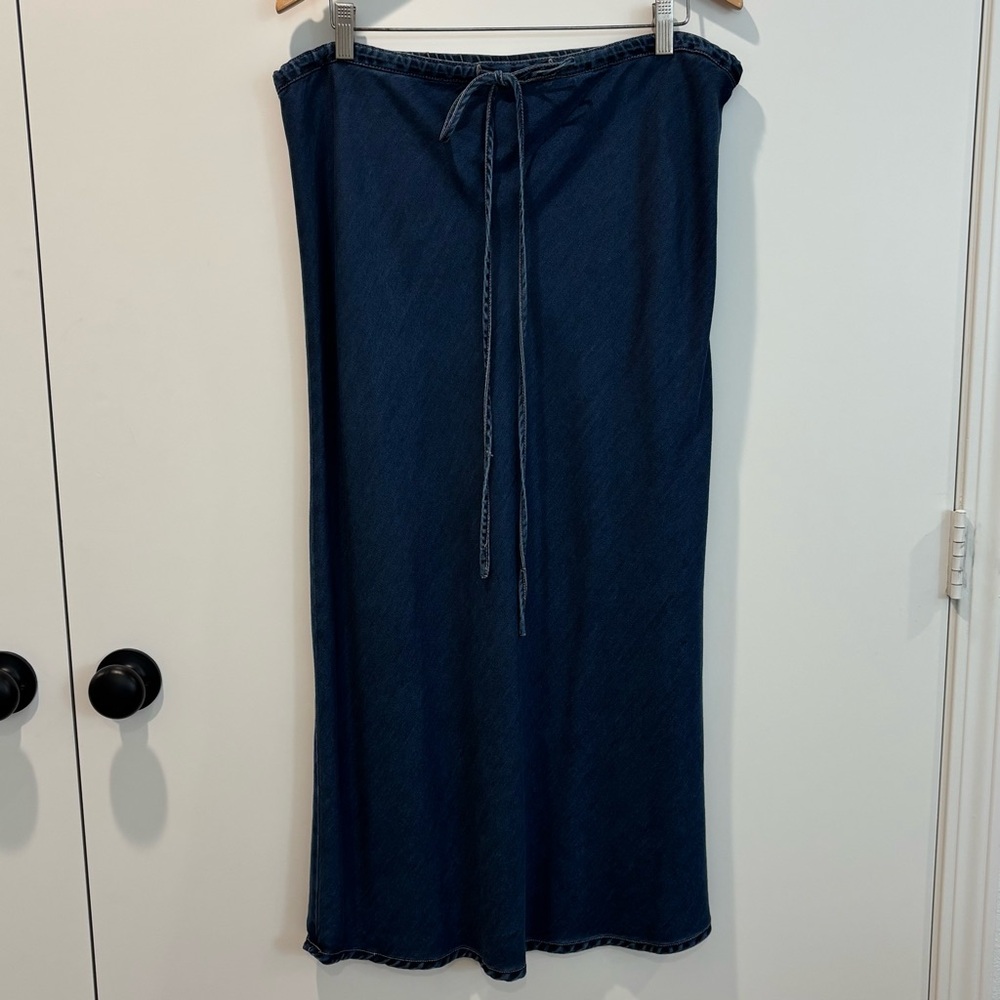 Coldwater Creek Blue Tencel Bias-Cut Skirt Size Large Petite